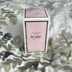 Victoria’s Secret TEASE Eau De Parfum